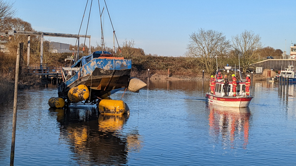 2022 03 07 Baggerboot 8 klein